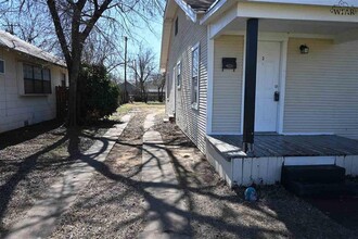 2003 Wilson Ave-Unit -1 in Wichita Falls, TX - Building Photo - Building Photo