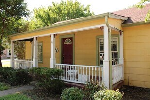 115 1st St, Unit 412 in Denton, TX - Building Photo