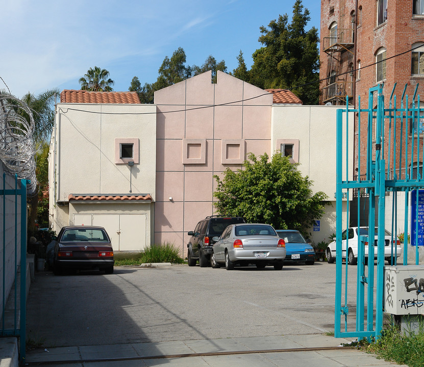 1247 N New Hampshire Ave in Los Angeles, CA - Foto de edificio