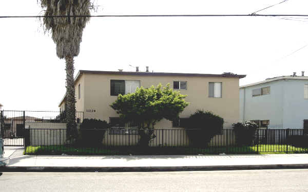 11224 Klingerman St in El Monte, CA - Foto de edificio - Building Photo