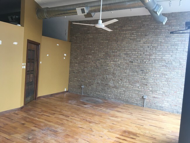 3800 N Clark St in Chicago, IL - Foto de edificio - Building Photo