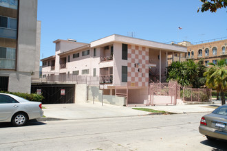 941 S Gramercy Pl in Los Angeles, CA - Building Photo - Building Photo