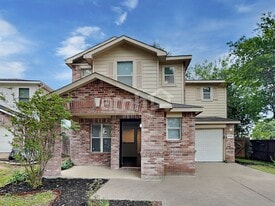 4026 Holly Leaf Ct in Dallas, TX - Building Photo