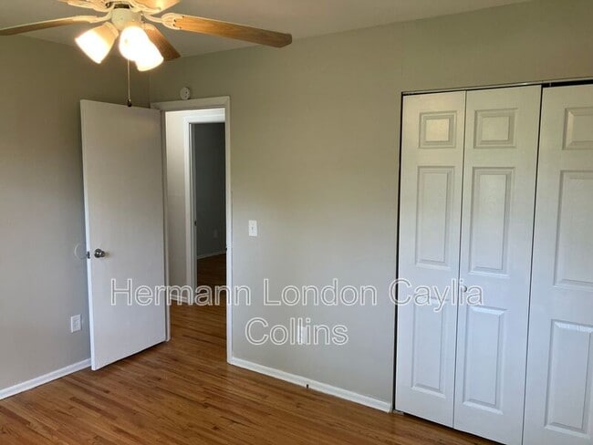 5369 Ville Rosa Ln in Hazelwood, MO - Building Photo - Building Photo