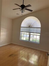 10609 Chambers Dr in Tampa, FL - Building Photo - Building Photo