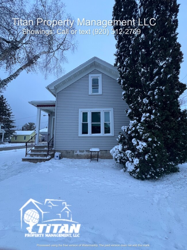 property at 721 E Parkway Ave