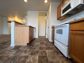 2944 W Marbeth Ct in Meridian, ID - Building Photo - Building Photo