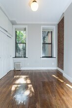 246 Mott St in New York, NY - Building Photo - Building Photo