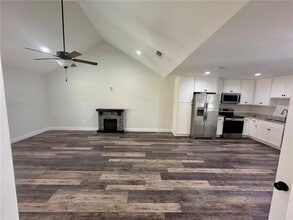 202 Brookstone Dr in Dahlonega, GA - Building Photo - Building Photo