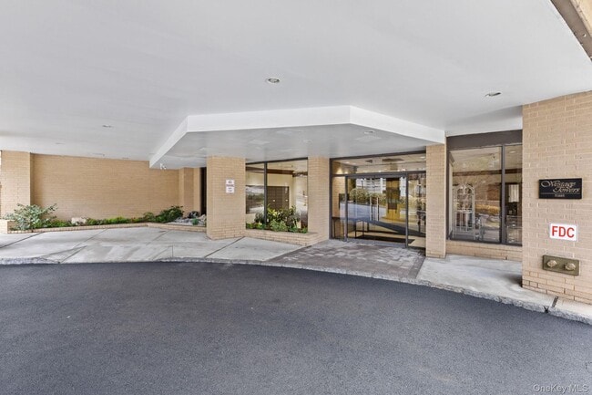 25 Rockledge Ave in White Plains, NY - Building Photo - Building Photo