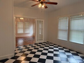 632 Nacogdoches St, Unit 4502 in Jacksonville, TX - Building Photo - Building Photo