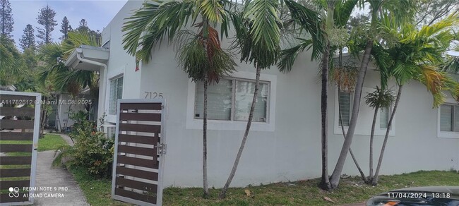 7125 Rue Granville in Miami Beach, FL - Building Photo - Building Photo