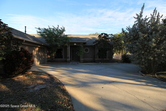 3154 Lago Vista Dr in Melbourne, FL - Building Photo - Building Photo