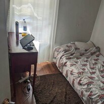 Boys only - Private room in 3 bedroom house. in Ottawa, ON - Building Photo