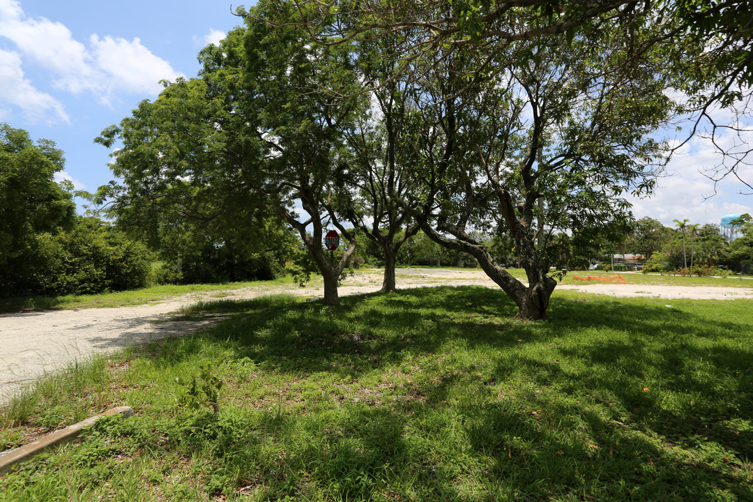 301 SE 1st Ave in Delray Beach, FL - Building Photo