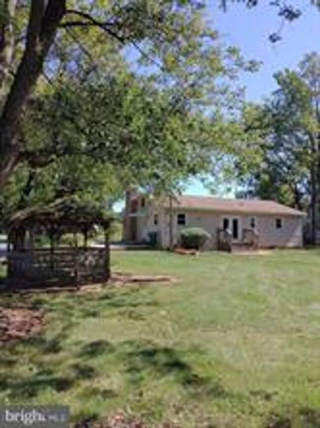 2110 Sand Hill Rd in Hershey, PA - Building Photo - Building Photo