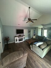 844 Dwyer Rd in Virginia Beach, VA - Building Photo - Building Photo