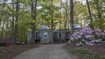 4700 Cornwall Pl in Raleigh, NC - Building Photo