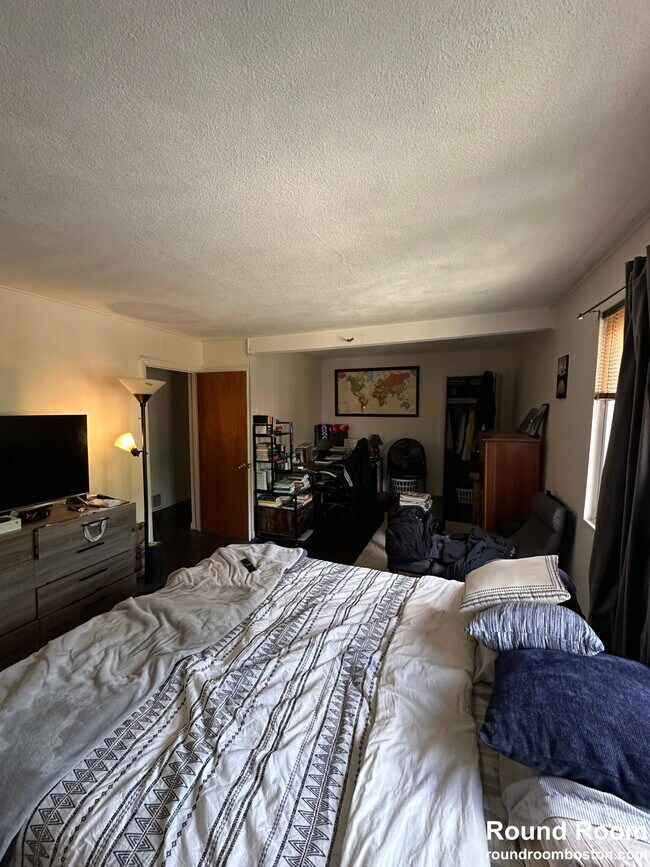 19 Kippy Dr in Waban, MA - Building Photo - Building Photo