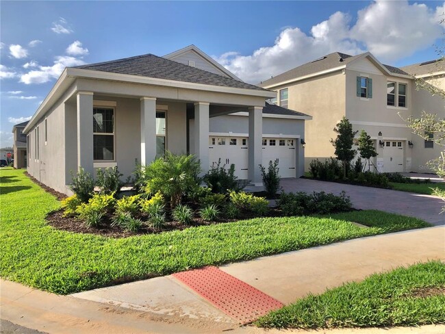 12842 Charmed Dr in Winter Garden, FL - Foto de edificio - Building Photo