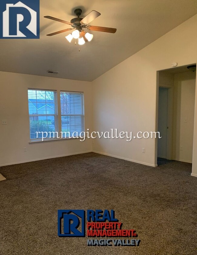 570 Cobra Ct in Twin Falls, ID - Building Photo - Building Photo