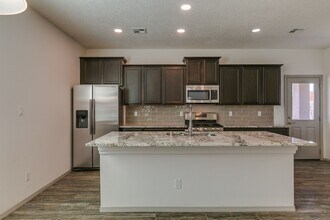 950 Verdinal Ln in Santa Fe, NM - Building Photo - Building Photo