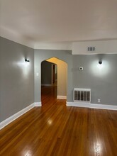5944 S Artesian Ave in Chicago, IL - Foto de edificio - Building Photo