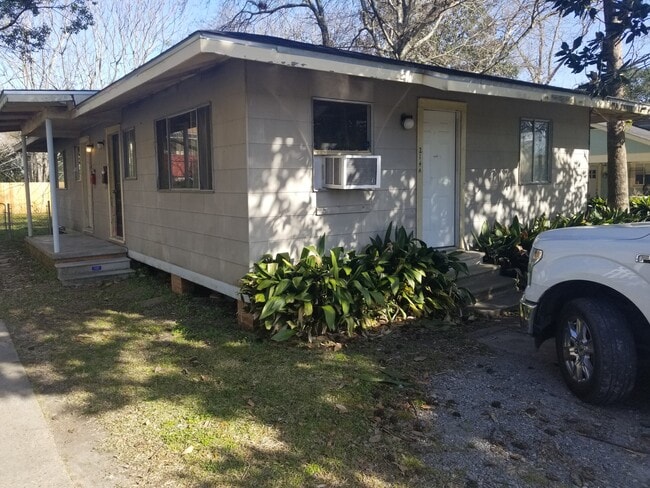 214 St Thomas St, Unit Apt A in Lafayette, LA - Building Photo - Building Photo