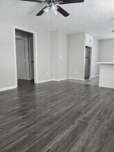 1720 S Sterling Ave in Independence, MO - Building Photo - Building Photo