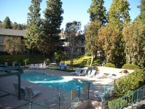 1140 Petree St in El Cajon, CA - Foto de edificio - Building Photo