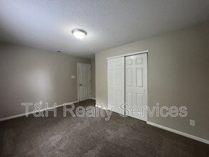 6827 Amber Springs Way in Indianapolis, IN - Building Photo - Building Photo