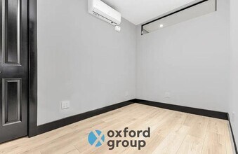 446 W 52nd St in New York, NY - Building Photo - Building Photo