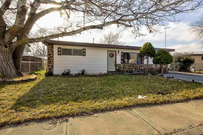 property at 1215 E 17th N