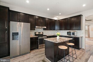 15981 Marsh Pl in Haymarket, VA - Building Photo