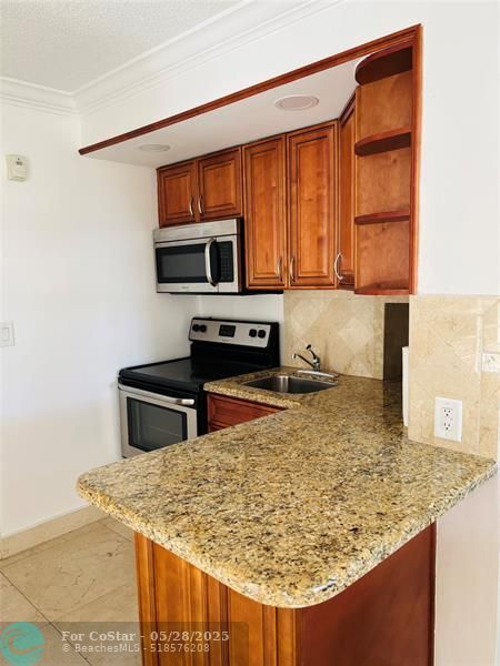property at 2601 S Course Dr