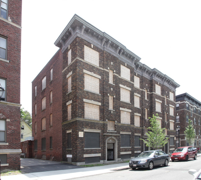 Outing Park II Apartments in Springfield, MA - Building Photo - Building Photo