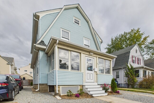 property at 263 Narragansett St