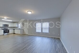 3917 Miller Dr in Greensboro, NC - Foto de edificio - Building Photo