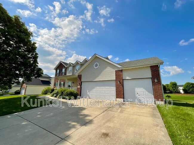 2244 Haverford Dr in Belleville, IL - Building Photo - Building Photo