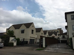 2511 Nantucket Dr in Houston, TX - Building Photo - Building Photo