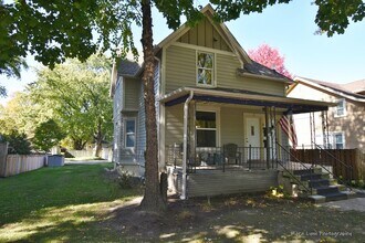 919 S 2nd St-Unit -1 in St. Charles, IL - Building Photo - Building Photo