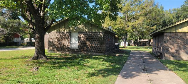 1014 Prairie Ave in Cleburne, TX - Building Photo