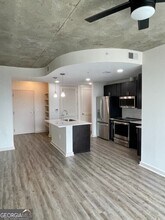 1080 W Peachtree St NW, Unit 802 in Atlanta, GA - Building Photo - Building Photo