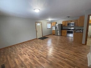 2623 7th Pl in Escanaba, MI - Foto de edificio - Building Photo