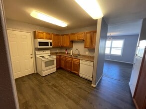 909 Jackalope Ct in Junction City, KS - Building Photo - Building Photo