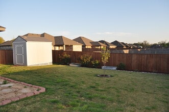 118 Texoma Mdws in Pottsboro, TX - Building Photo - Building Photo