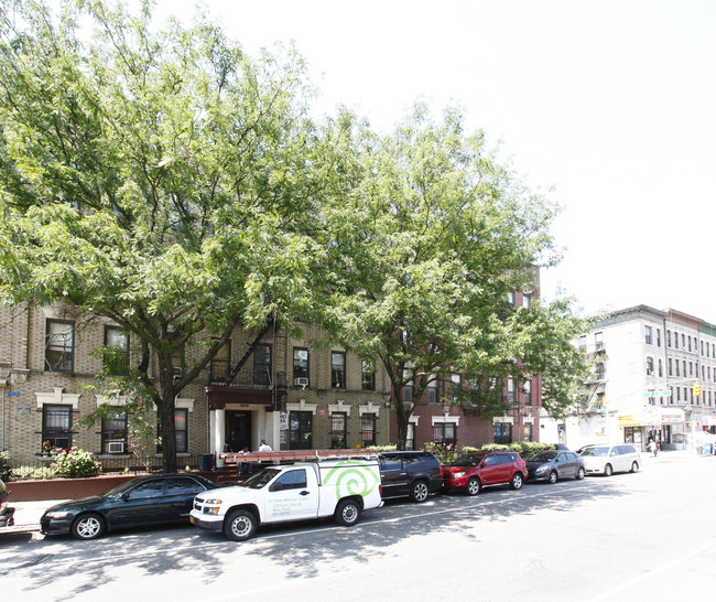 Sunset Park in Brooklyn, NY - Foto de edificio - Building Photo