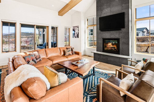 property at 117 Bowles Dr