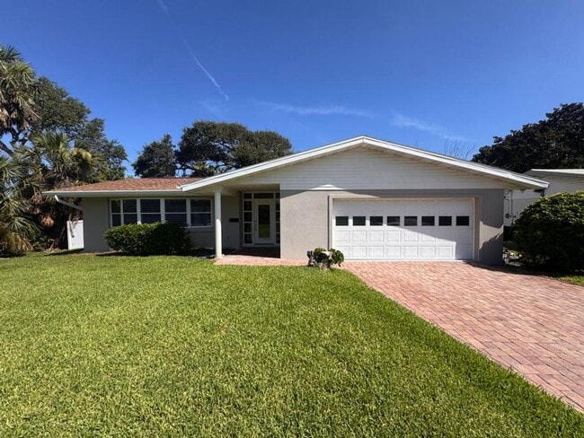 property at 113 Royal Dunes Blvd