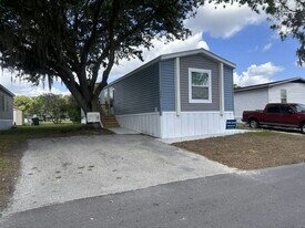 1234 Reynolds Rd in Lakeland, FL - Building Photo